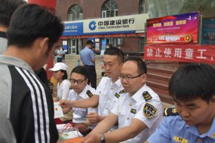 兰州高新区组织人社局开展禁止使用童工法律法规暨规范职业中介活动专项宣传活动